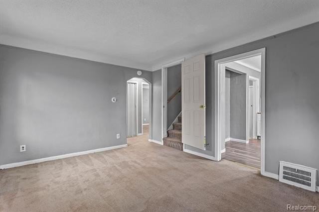 7344 Westwood St - Photo 4 of 21