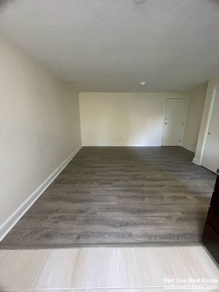 15 Chester St #35 - Photo 5 of 7