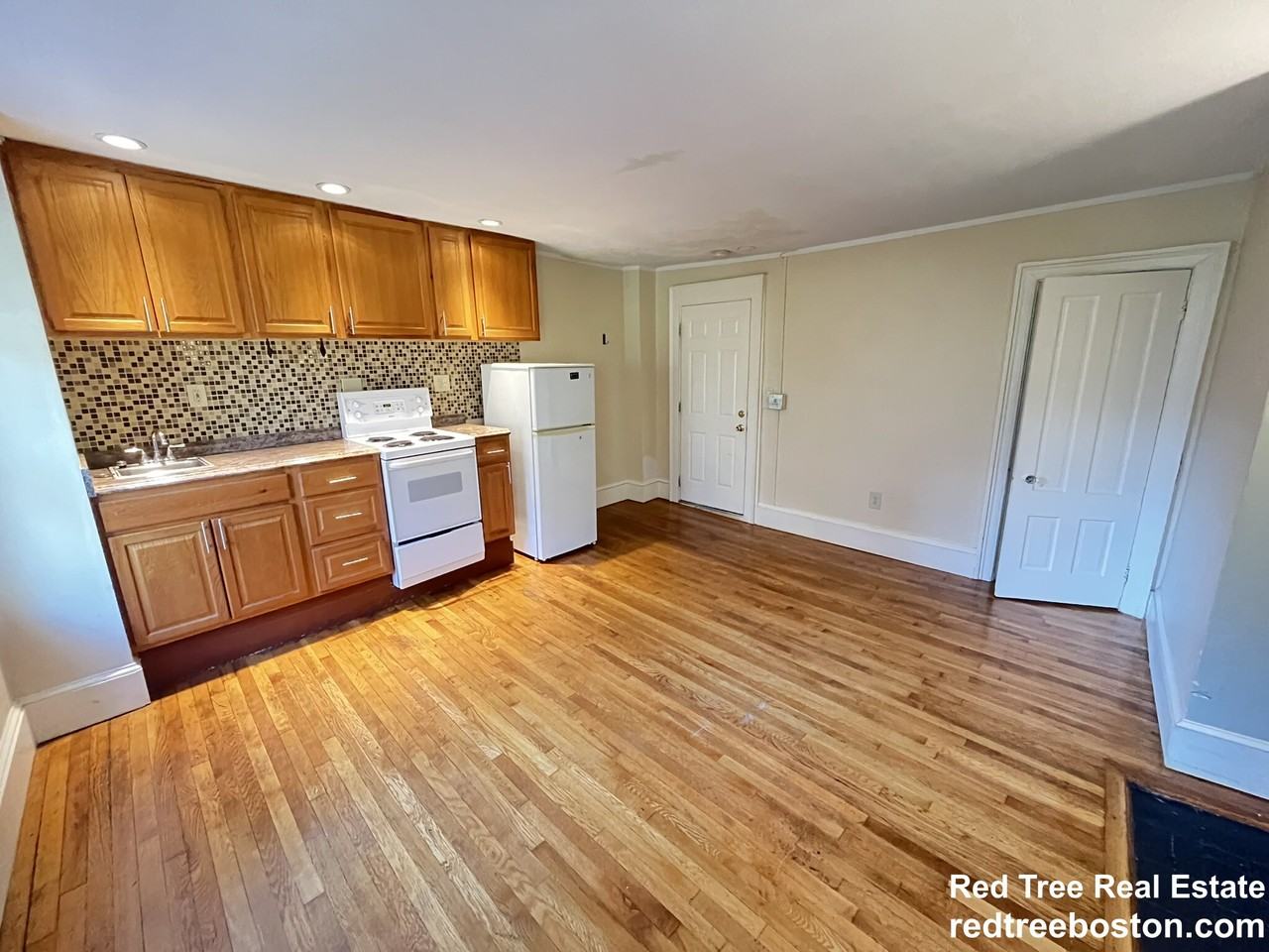 90 Myrtle St #5 - Photo 2 of 9