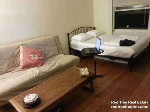 509 Beacon St #4 - Photo 5 of 10