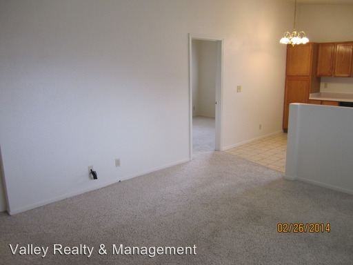 549 Teague - Photo 3 of 4