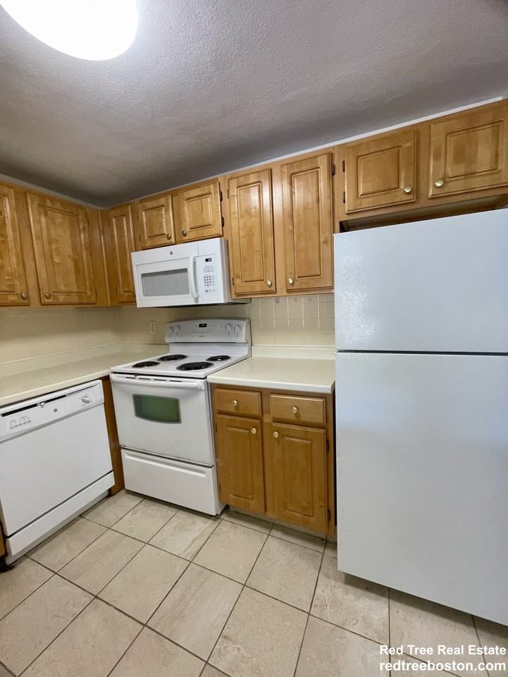 245 Main St #62 - Photo 2 of 25