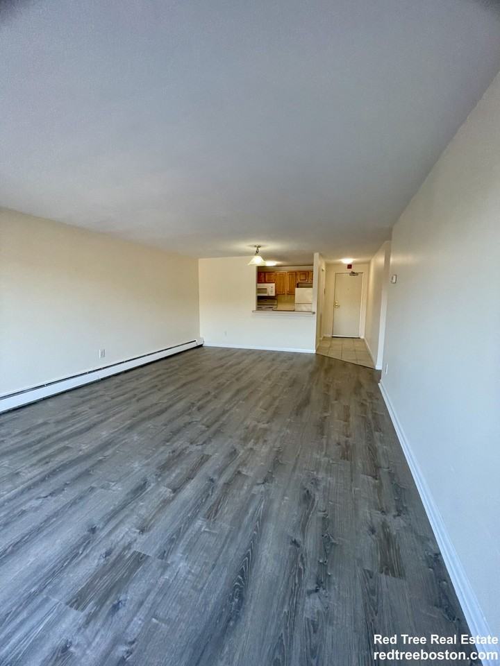 245 Main St #62 - Photo 5 of 25