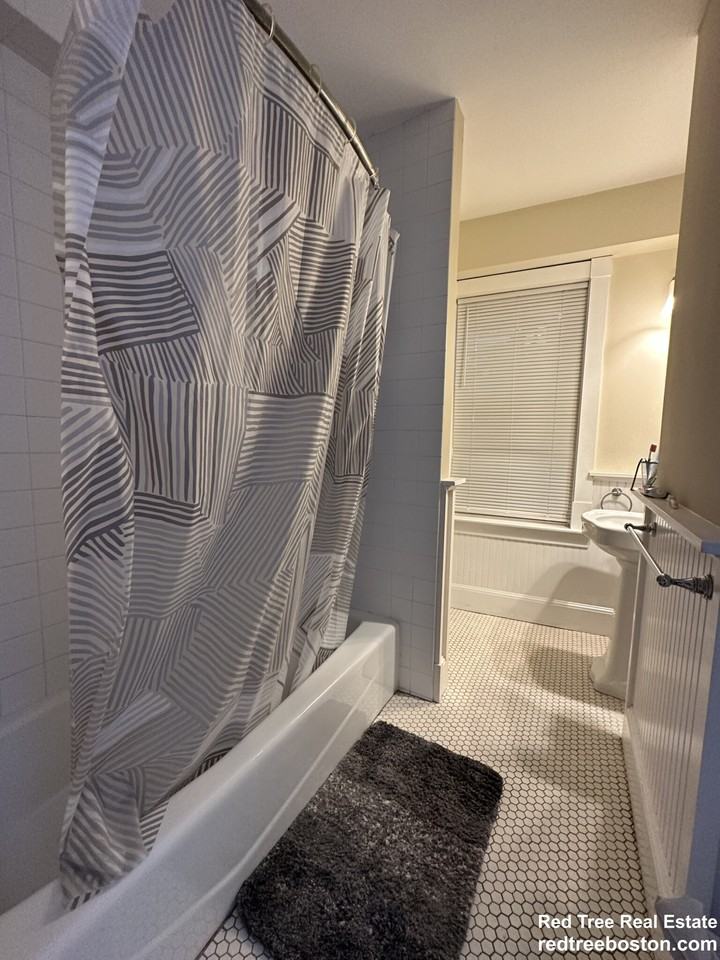 151 Highland St #2 - Photo 6 of 22