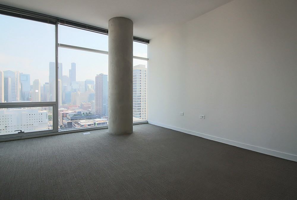 805 N La Salle Dr #2-2TH - Photo 6 of 18