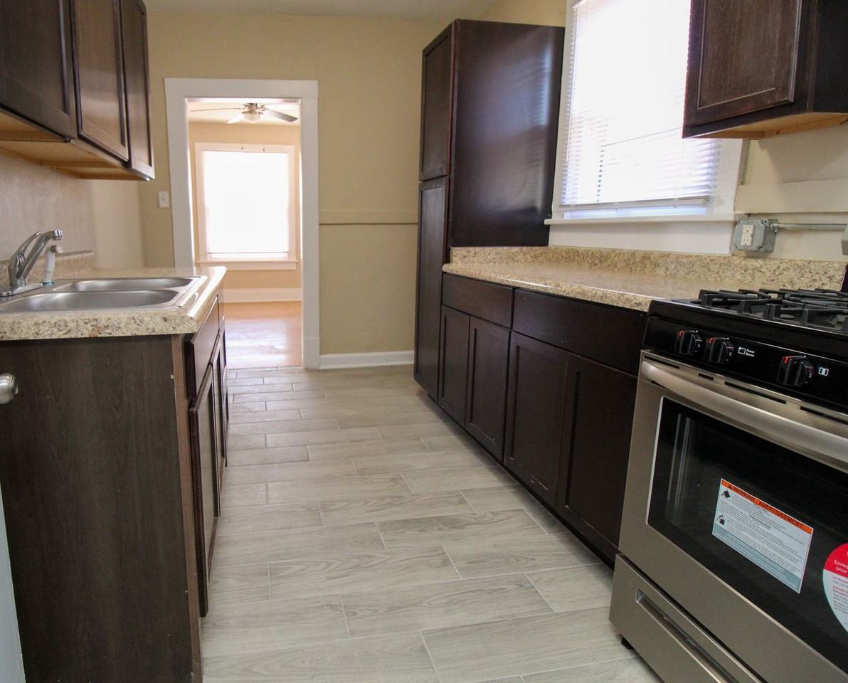 3309 Nations Ave - Photo 5 of 13