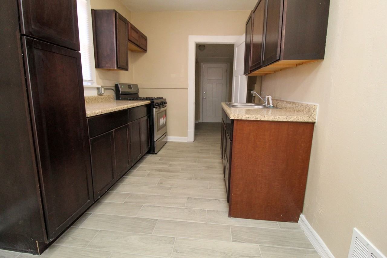 3309 Nations Ave - Photo 6 of 13