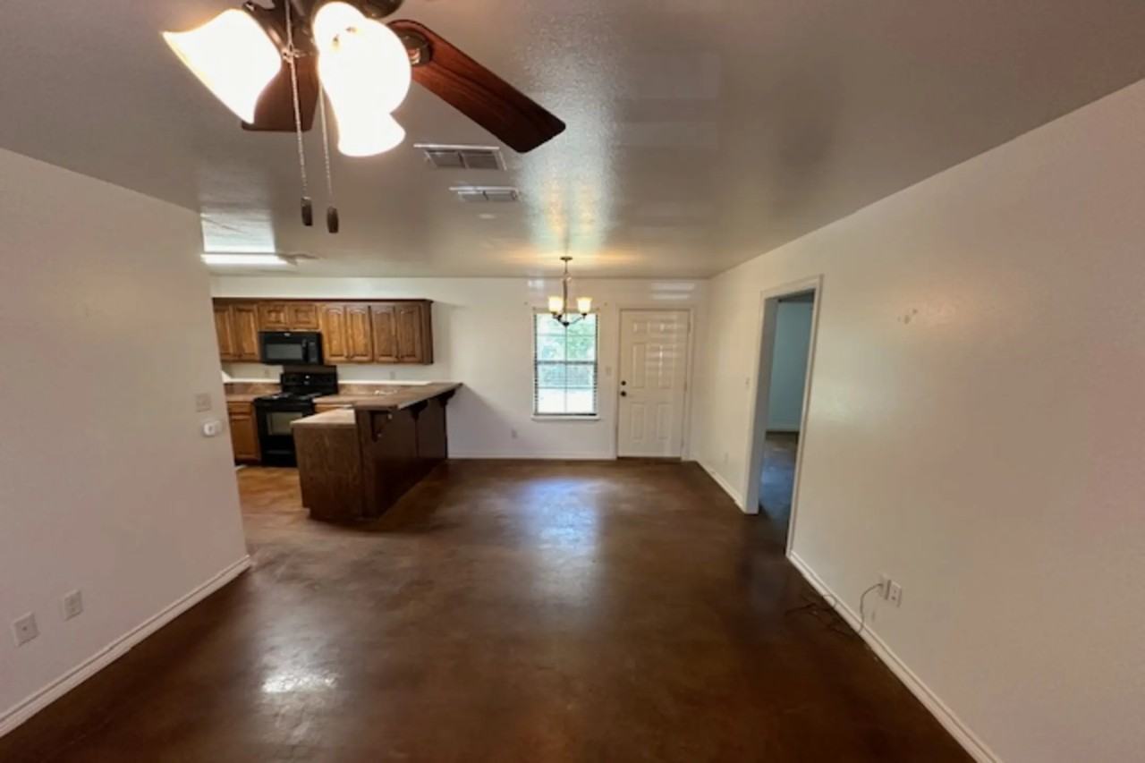 13373 Country Meadow Ln - Photo 2 of 12