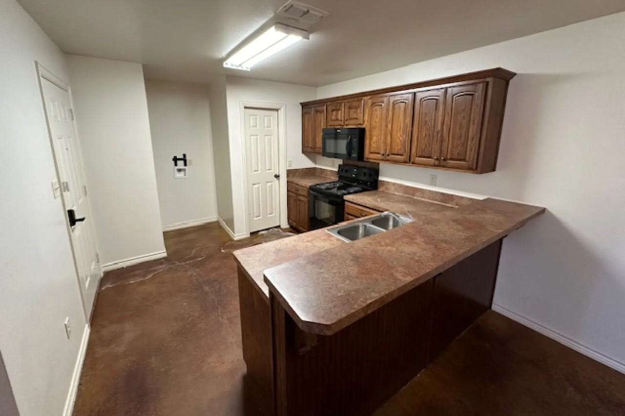 13373 Country Meadow Ln - Photo 3 of 12