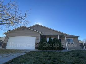 2233 W Mountain Pointe Ct - Photo 1 of 1