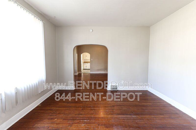 1500 S Morton Ave - Photo 2 of 13