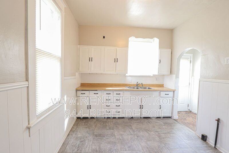 1500 S Morton Ave - Photo 5 of 13