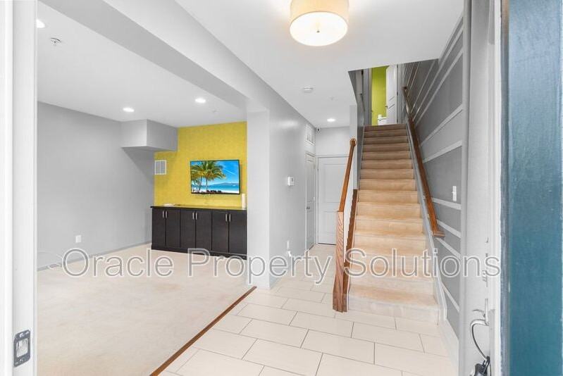 1201 Falcon Point Drive - Photo 5 of 36