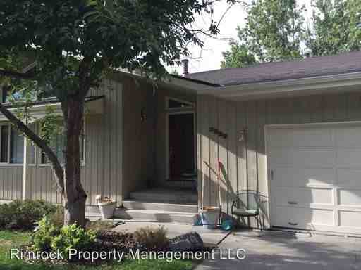 3922 Pine Cove Rd - Photo 2 of 9