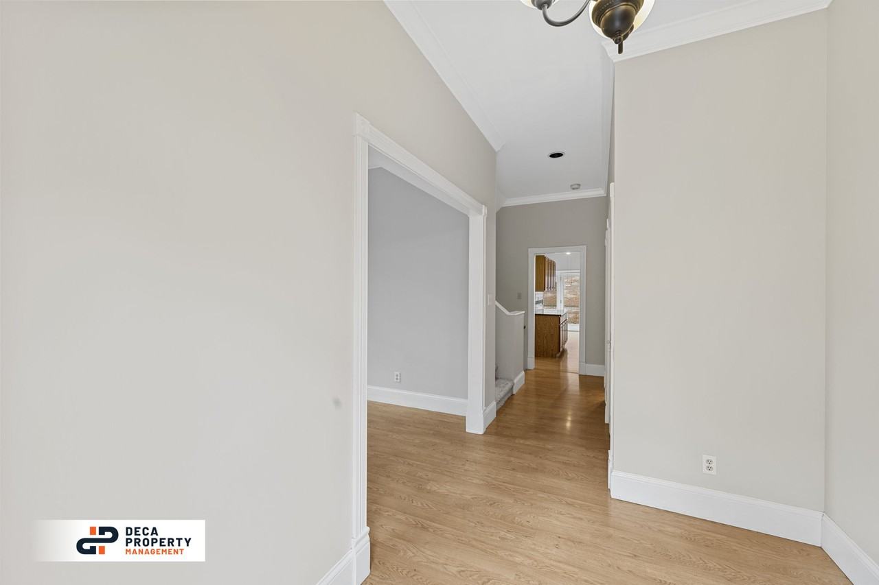 2347 Park Ave #A - Photo 3 of 38