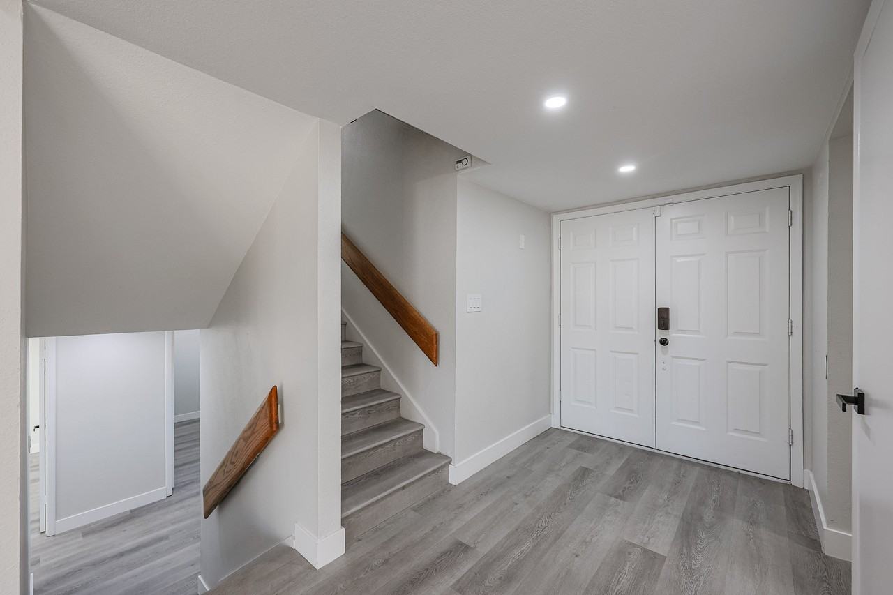 5205 W Caribbean Ln - Photo 6 of 42