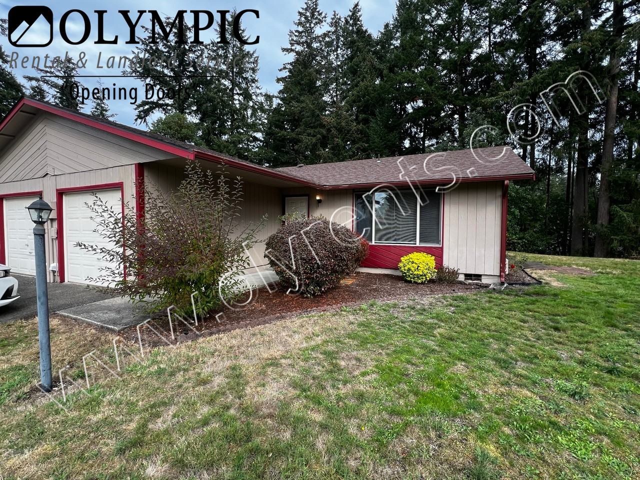 9306 White Top Ave Ne - Photo 2 of 12