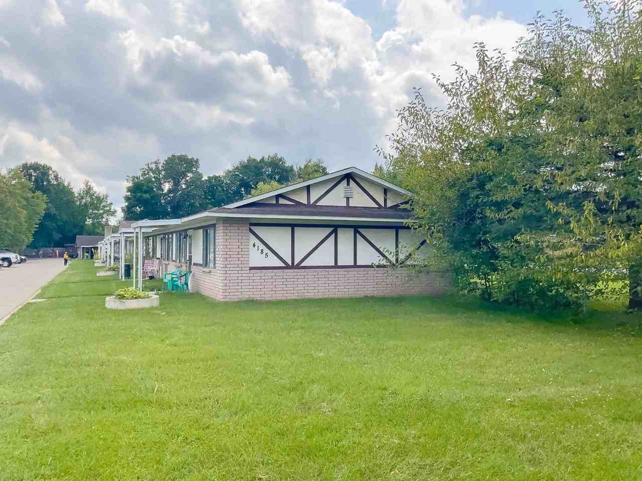 4185 W Court St - Photo 2 of 4