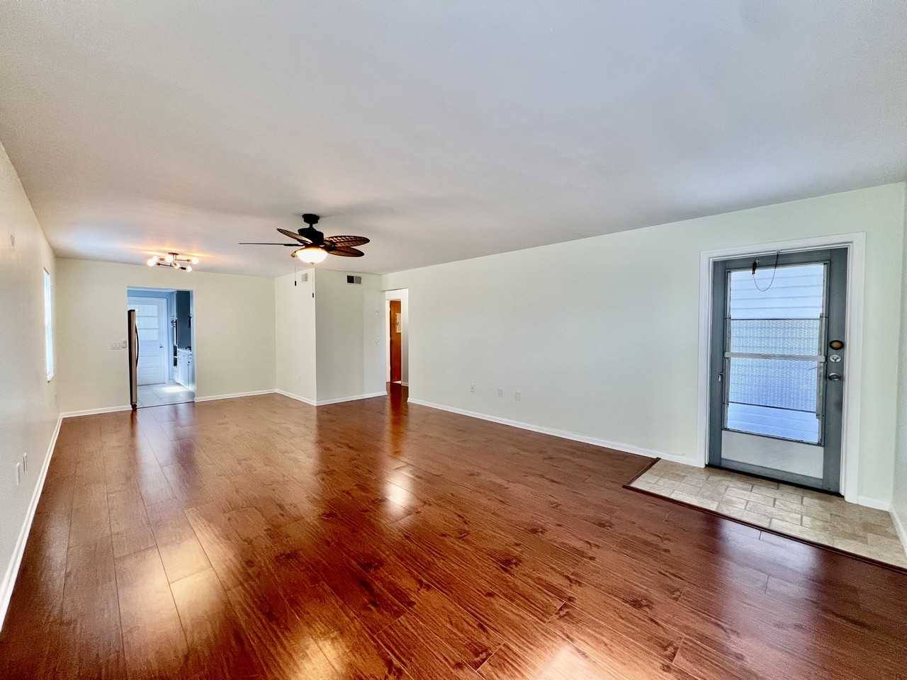 5920 18th St N #14 - Photo 6 of 24