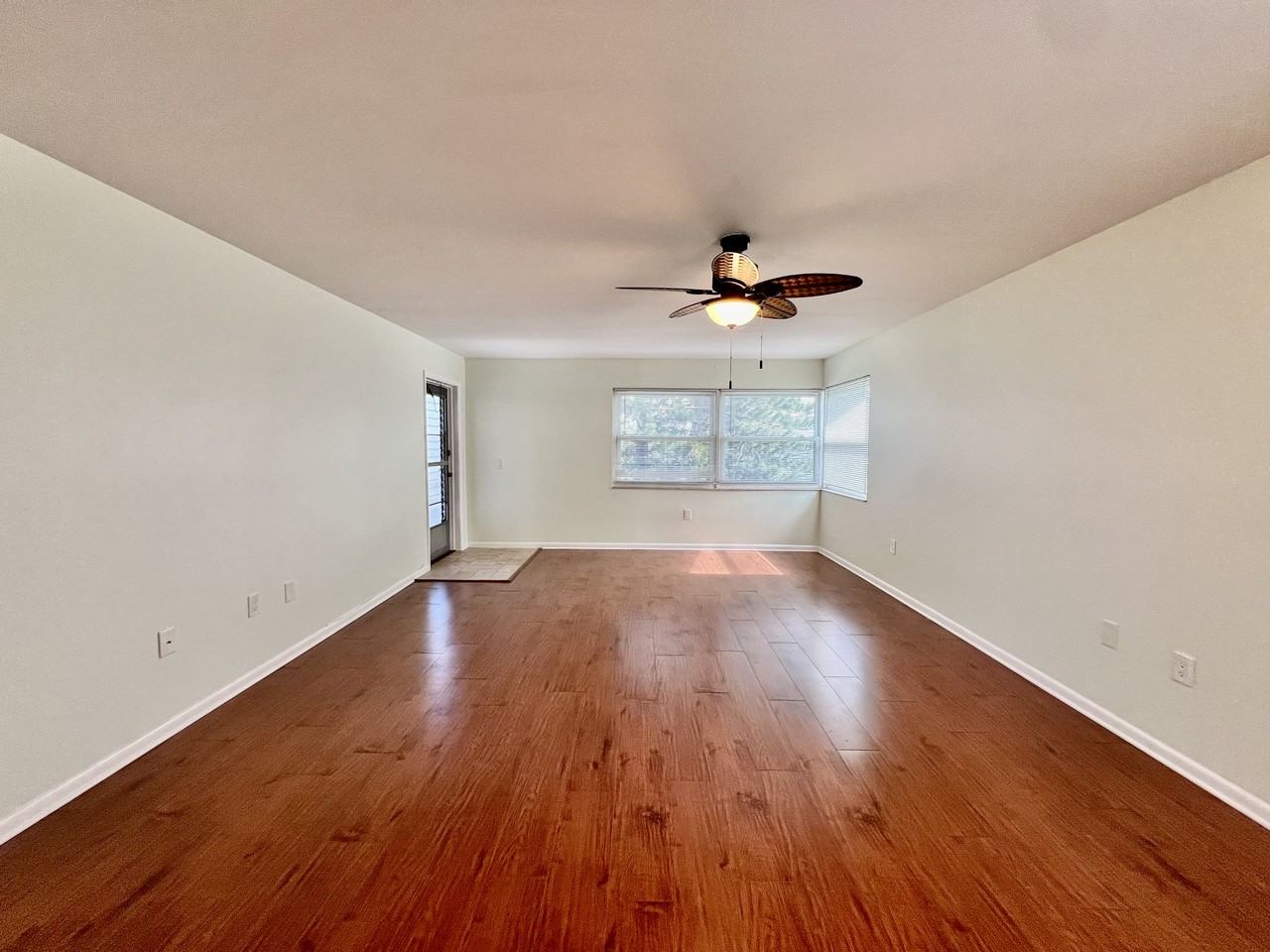 5920 18th St N #14 - Photo 7 of 24
