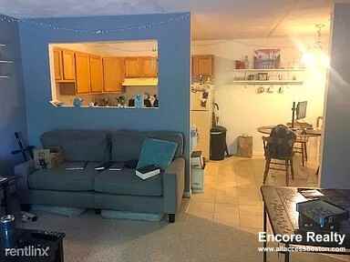 175 Adams St #37 - Photo 3 of 11