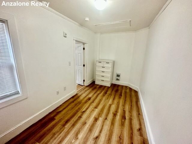 288 Hanover St #3 - Photo 2 of 9