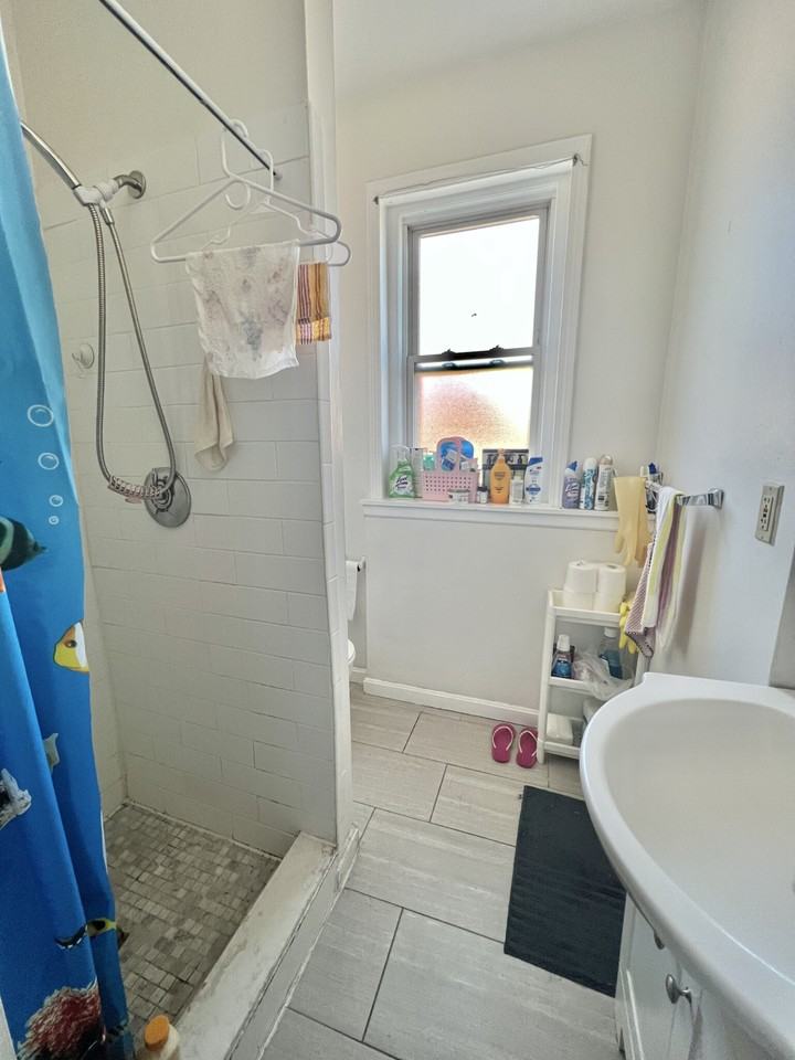 Commonwealth Ave #16 - Photo 3 of 31