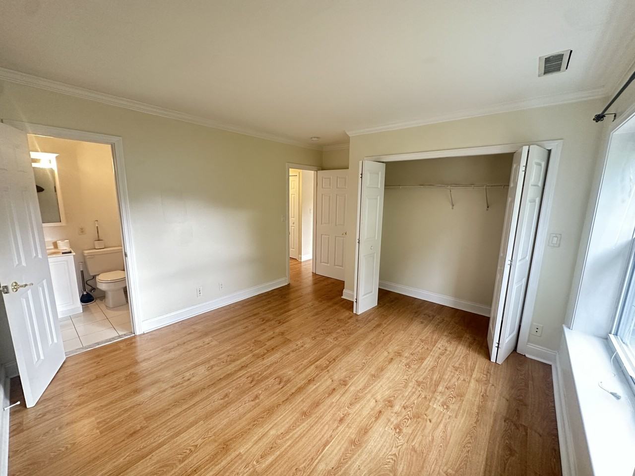 143 Newton St #5 - Photo 7 of 15