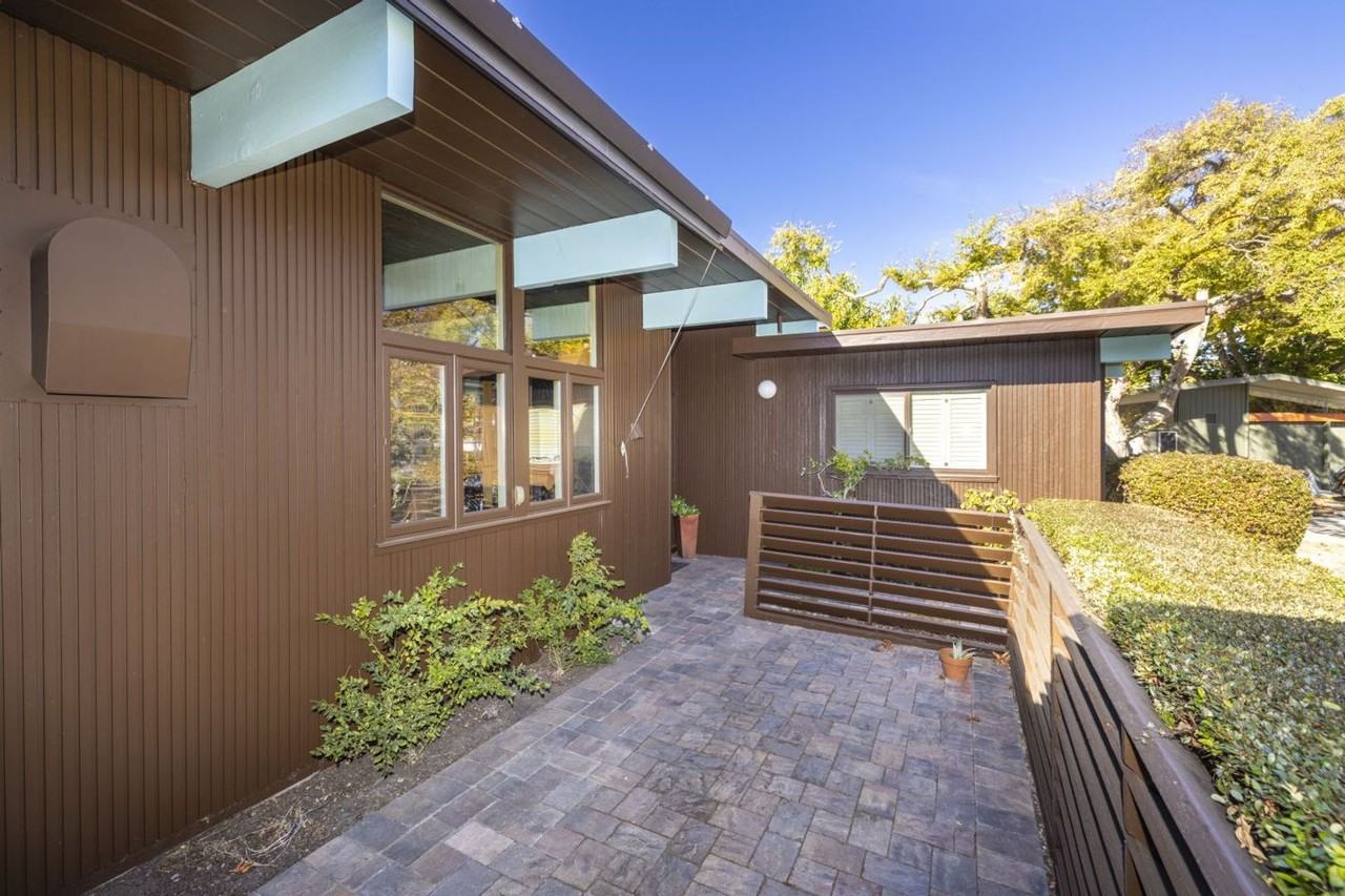 4038 Ben Lomond Dr - Photo 2 of 18