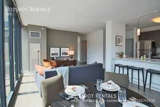 637 N Wells St #3-2 - Photo 1 of 1