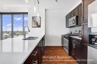 1225 N Wells St #3-2 - Photo 1 of 1