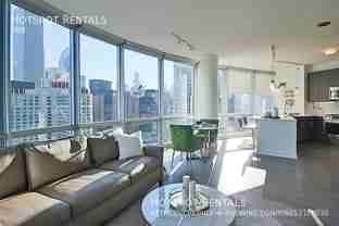 465 N Park Dr - Photo 1 of 1