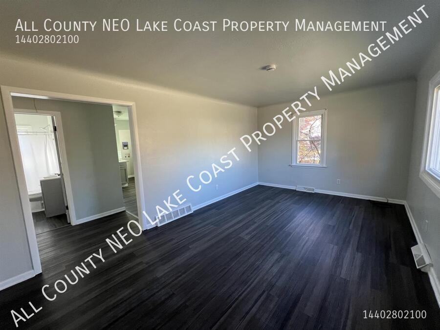 3950 W 151st St - Photo 2 of 5