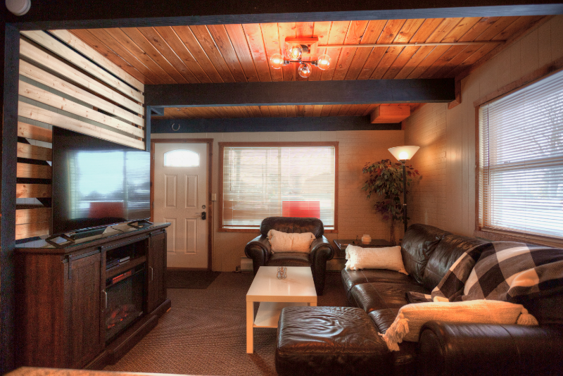 387 Indianhead Road - Photo 6 of 20