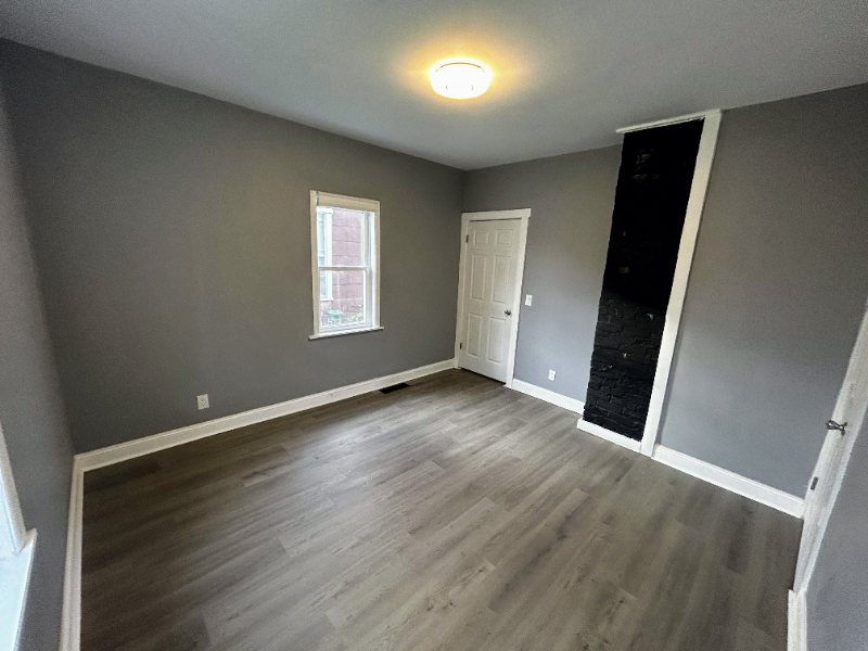 216 East 13th Street - Photo 6 of 31