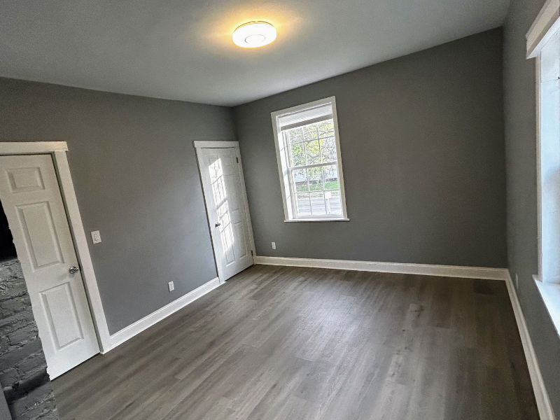 216 East 13th Street - Photo 7 of 31