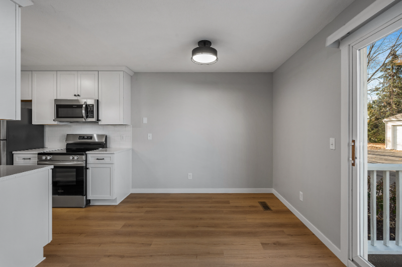 1551 Namekagon St #4 - Photo 7 of 23