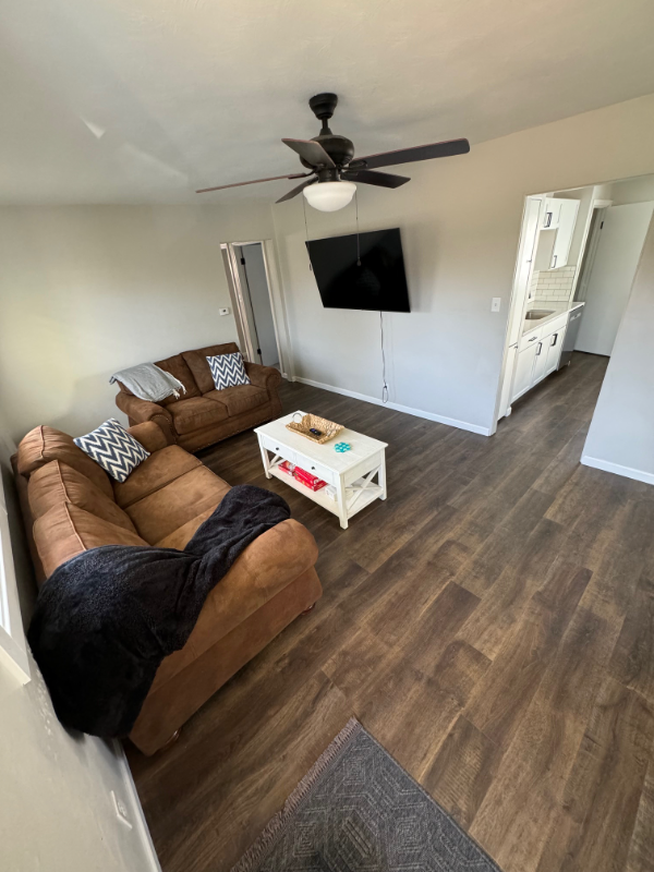 2322 Union Ave - Photo 2 of 16