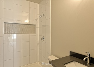 17741 26th Dr Ne - Photo 5 of 10