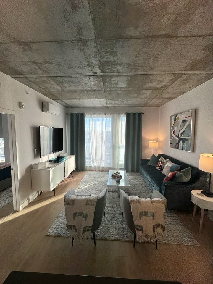 10 Avenue Donegani #610 - Photo 4 of 10