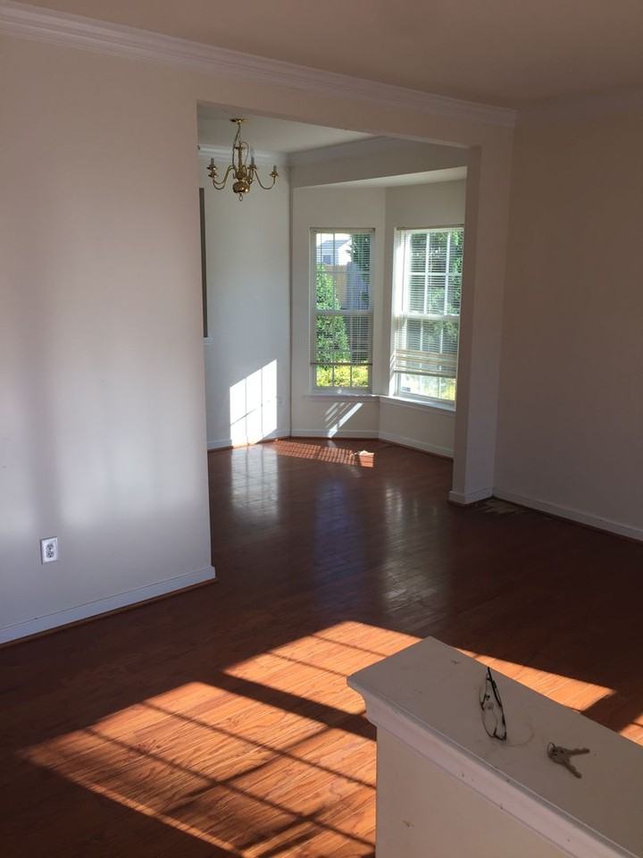 913 Dominion Townes Ct - Photo 6 of 17