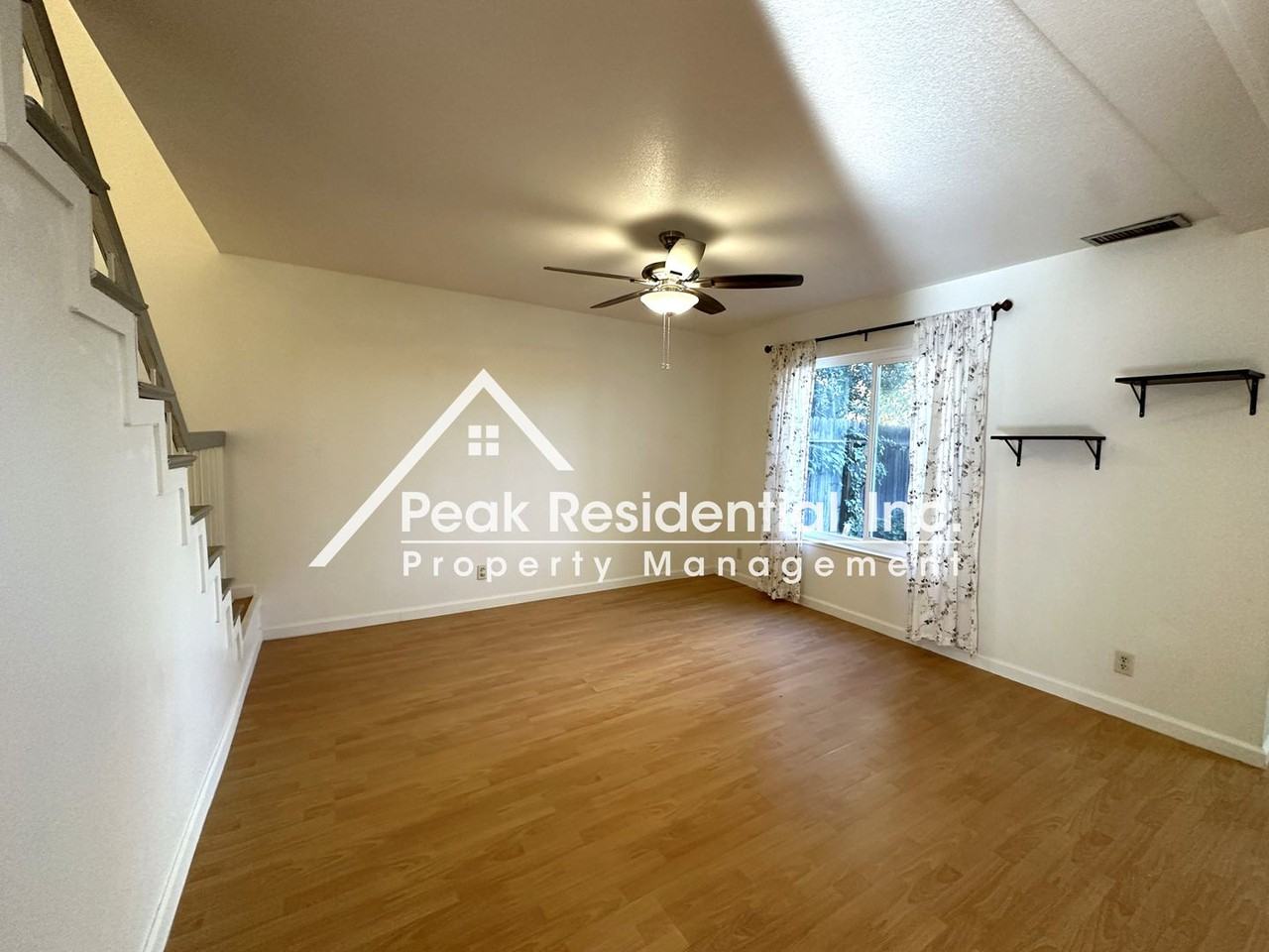 5409 Broadway - Photo 3 of 28