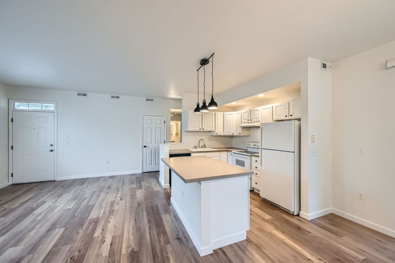 640 Gooseberry Dr #1305 - Photo 3 of 13