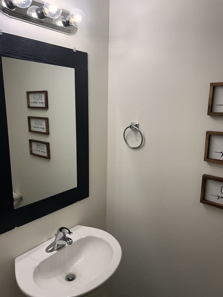 45 Meadowood Ln - Photo 2 of 34