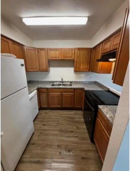 290 W Viola St #4 - Photo 2 of 11