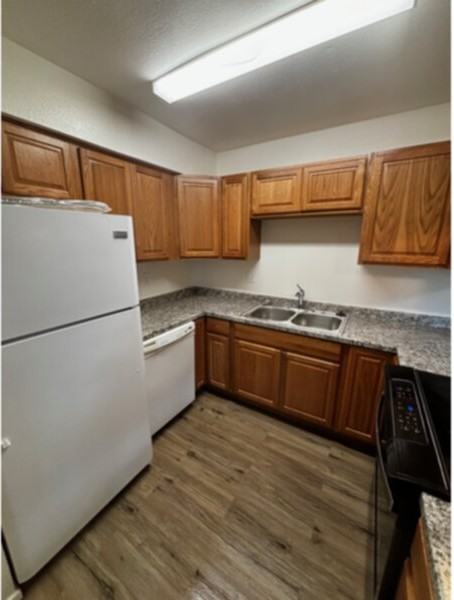 290 W Viola St #4 - Photo 3 of 11