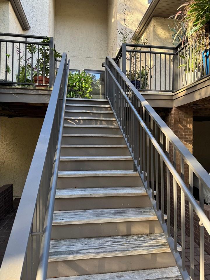 1959 Marsh Oak Ln - Photo 2 of 30