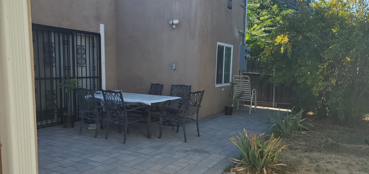 221 W Ash Ave #NA - Photo 7 of 7