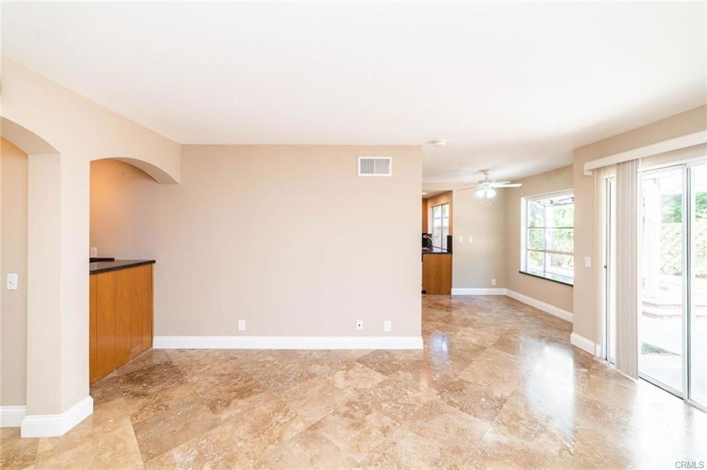 28345 Somerset - Photo 2 of 8