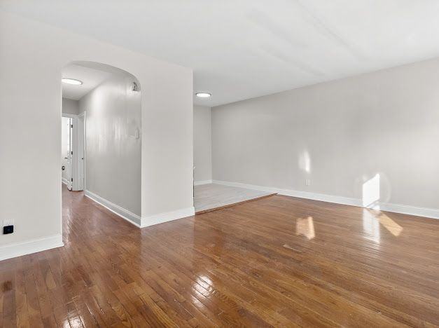 5158 D St ##2 - Photo 3 of 17